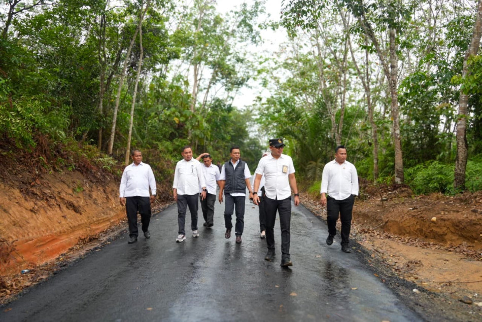 Kejari Kuansing Monitoring Proyek PUPR dan Perkimtan, Pastikan Pembangunan Sesuai Aturan