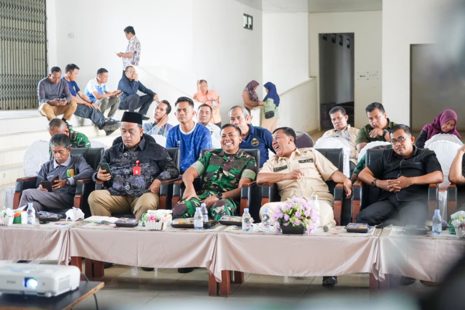 Bangun Desa, Bangun Opini: Dandim Gandeng Media dan Influencer Sukseskan TMMD di Kuansing