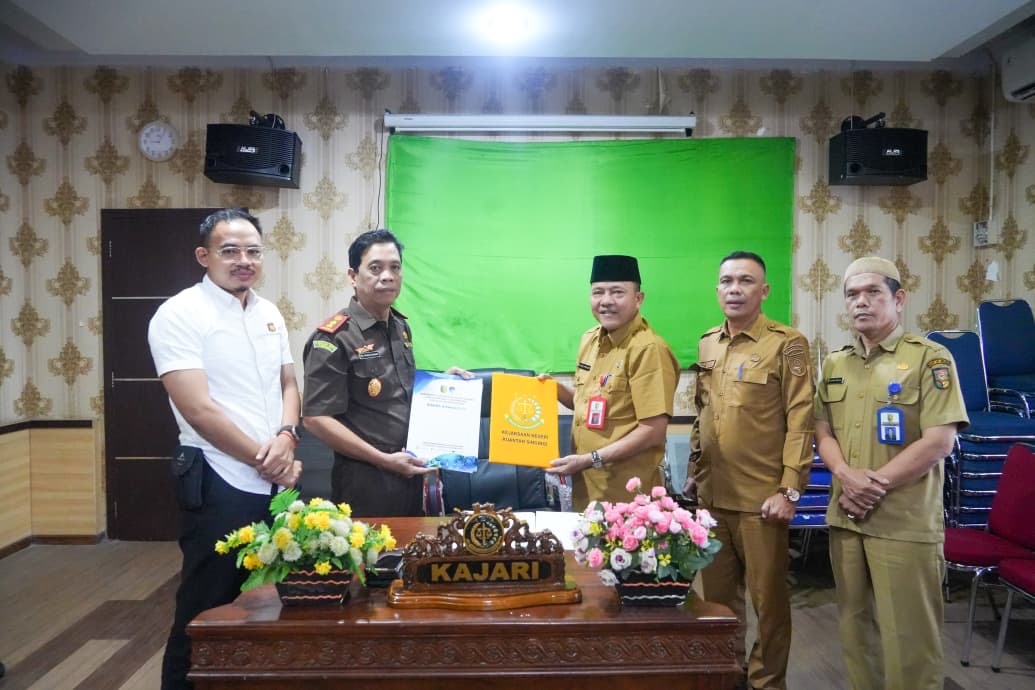Perkuat Tata Kelola Media, Kejaksaan Negeri Kuansing Dan Kominfo Teken MoU Mitigasi Resiko