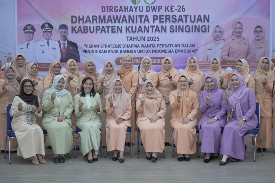 HUT DWP Kuansing ke-26, Hj. Yulia Herma Suhardiman Ajak Tanamkan Kepedulian Lingkungan Sejak Dini