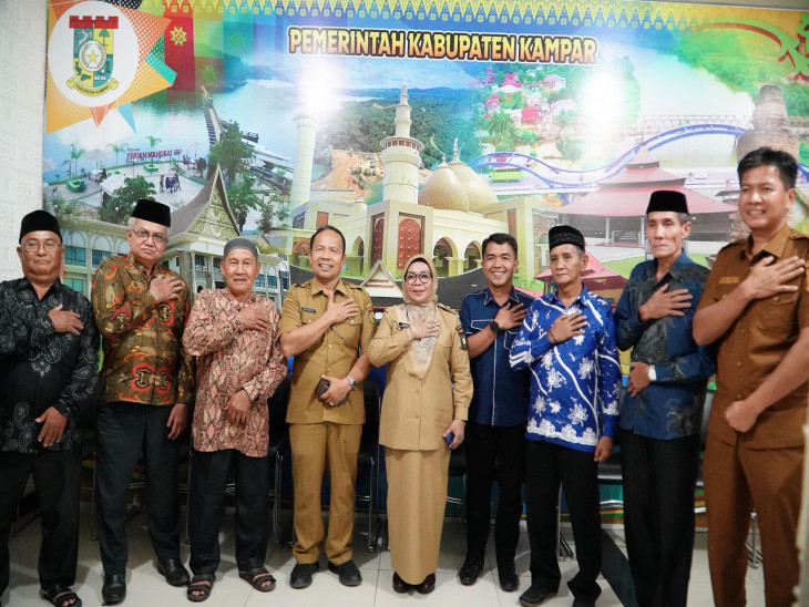 Peduli Pendidikan Kampar Kiri, Eko Sutrisno Dorong Kebangkitan Daerah dari Madrasah dan Sekolah