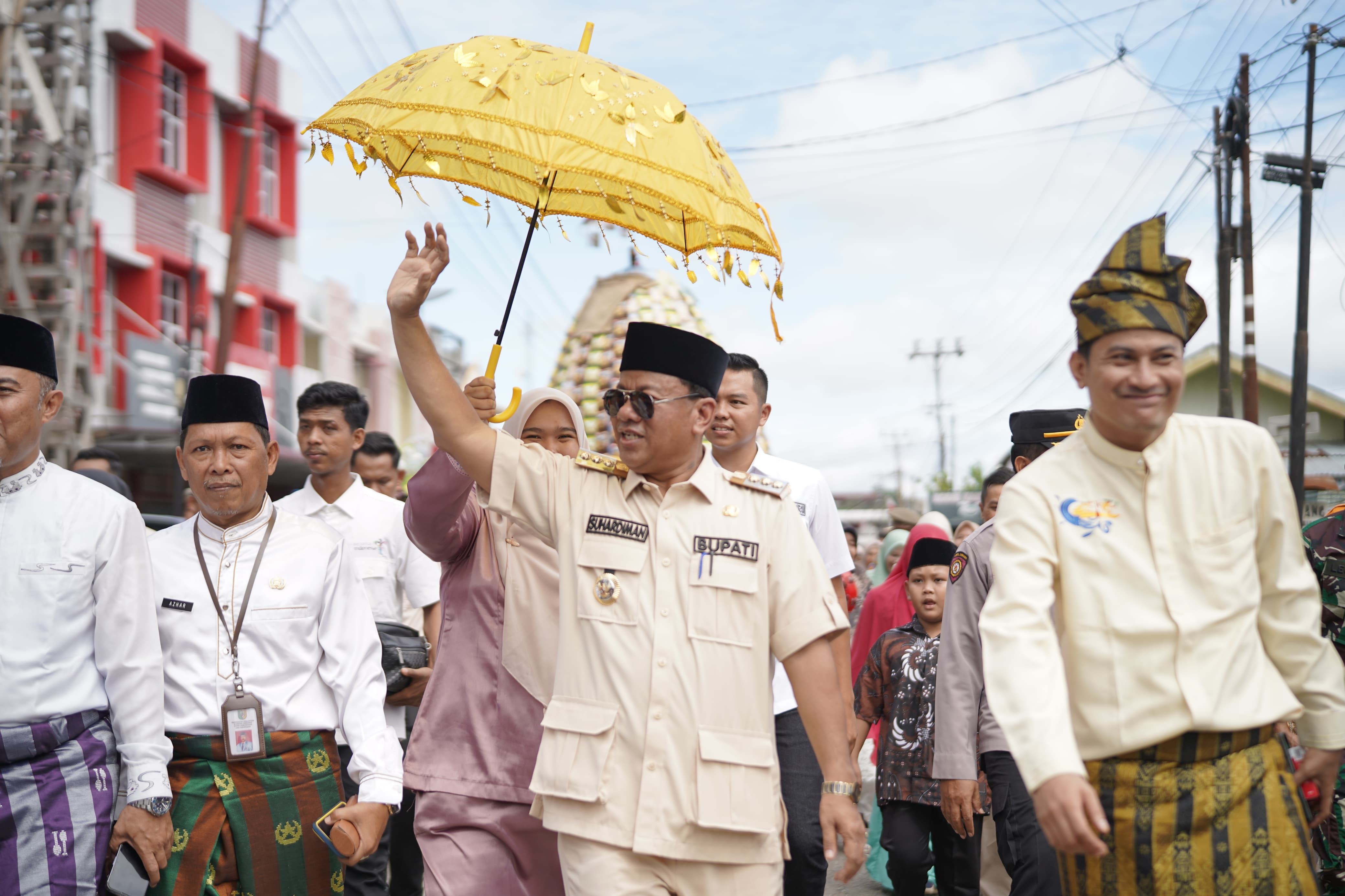 Berlangsung Meriah, Bupati Rayakan Tradisi Ghayo Onam