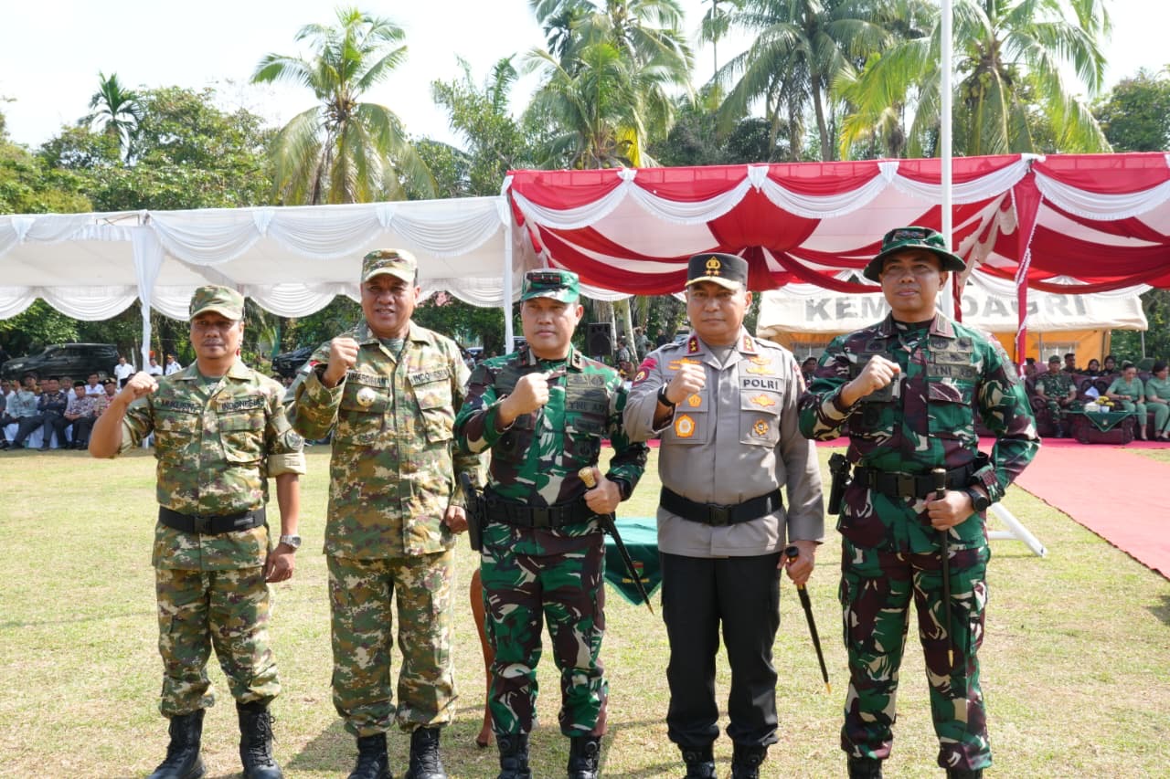 TMMD ke-127 Resmi Ditutup, Pangdam, Kapolda, dan Bupati Kuansing Kompak Dorong Pembangunan Desa